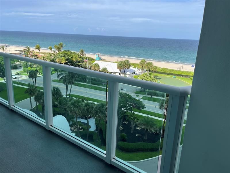 333 NE 21st Avenue, Unit 904, Deerfield Beach, FL 33441 Photo