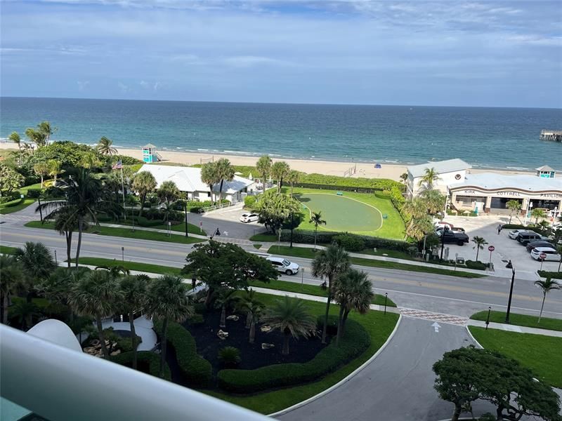 333 NE 21st Avenue, Unit 904, Deerfield Beach, FL 33441 Photo