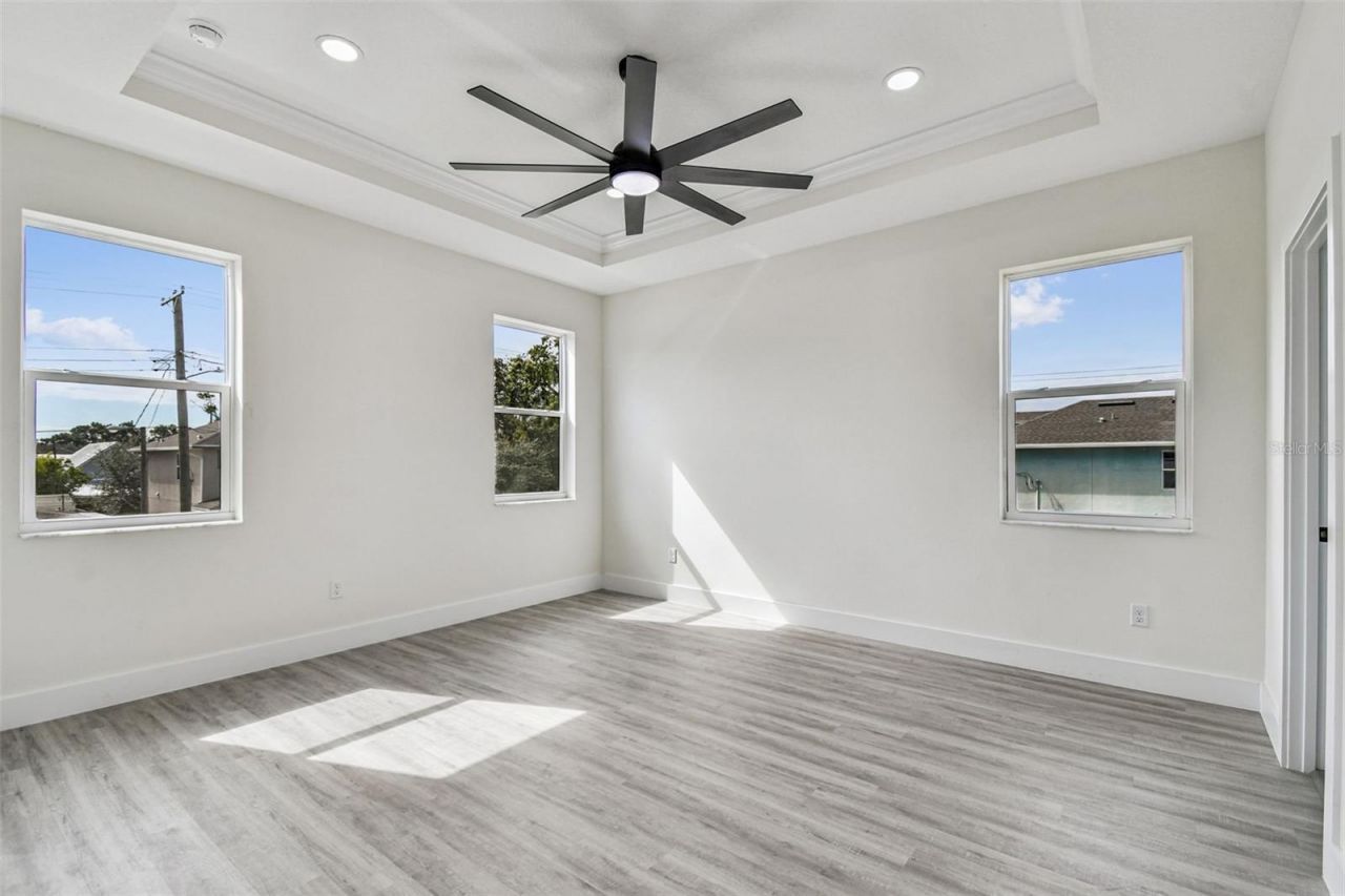 3017 W Spruce Street, Tampa, FL 33607 Photo