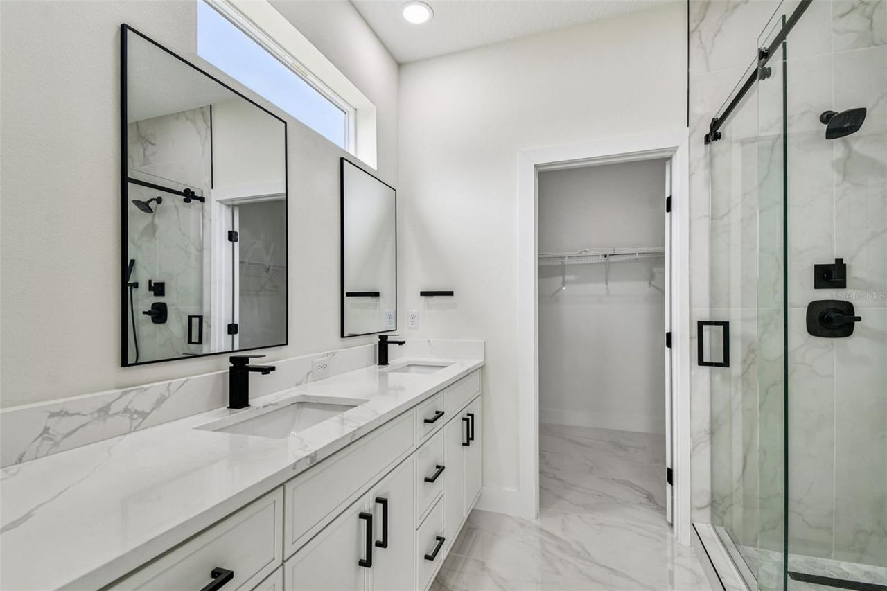 3017 W Spruce Street, Tampa, FL 33607 Photo