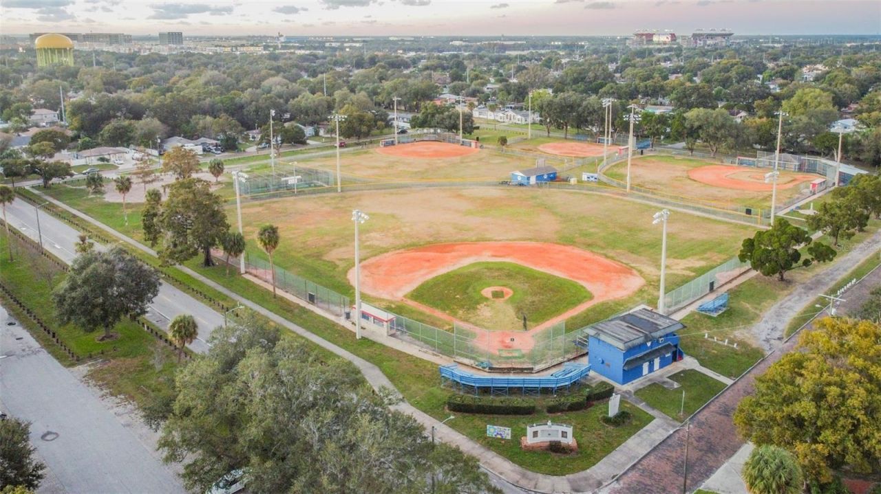 3017 W Spruce Street, Tampa, FL 33607 Photo