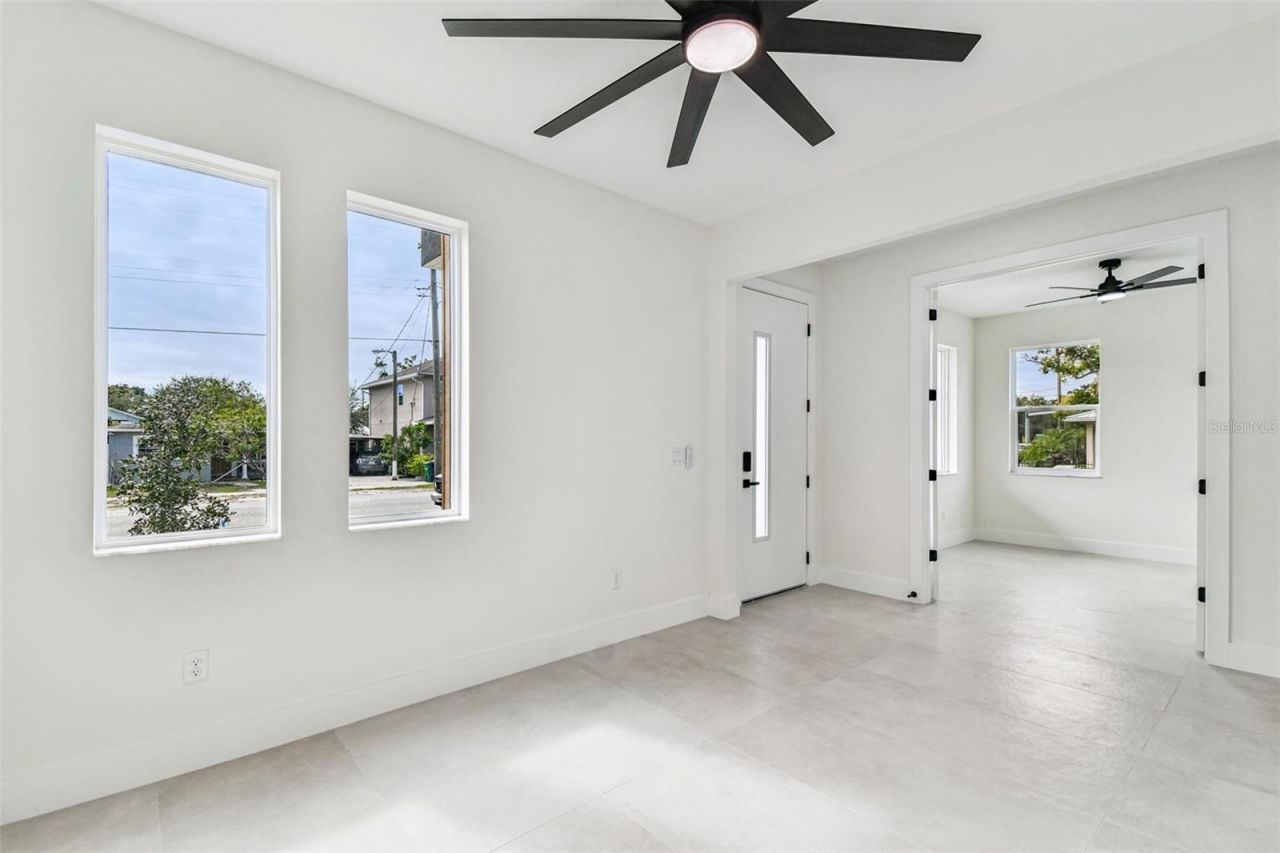 3017 W Spruce Street, Tampa, FL 33607 Photo