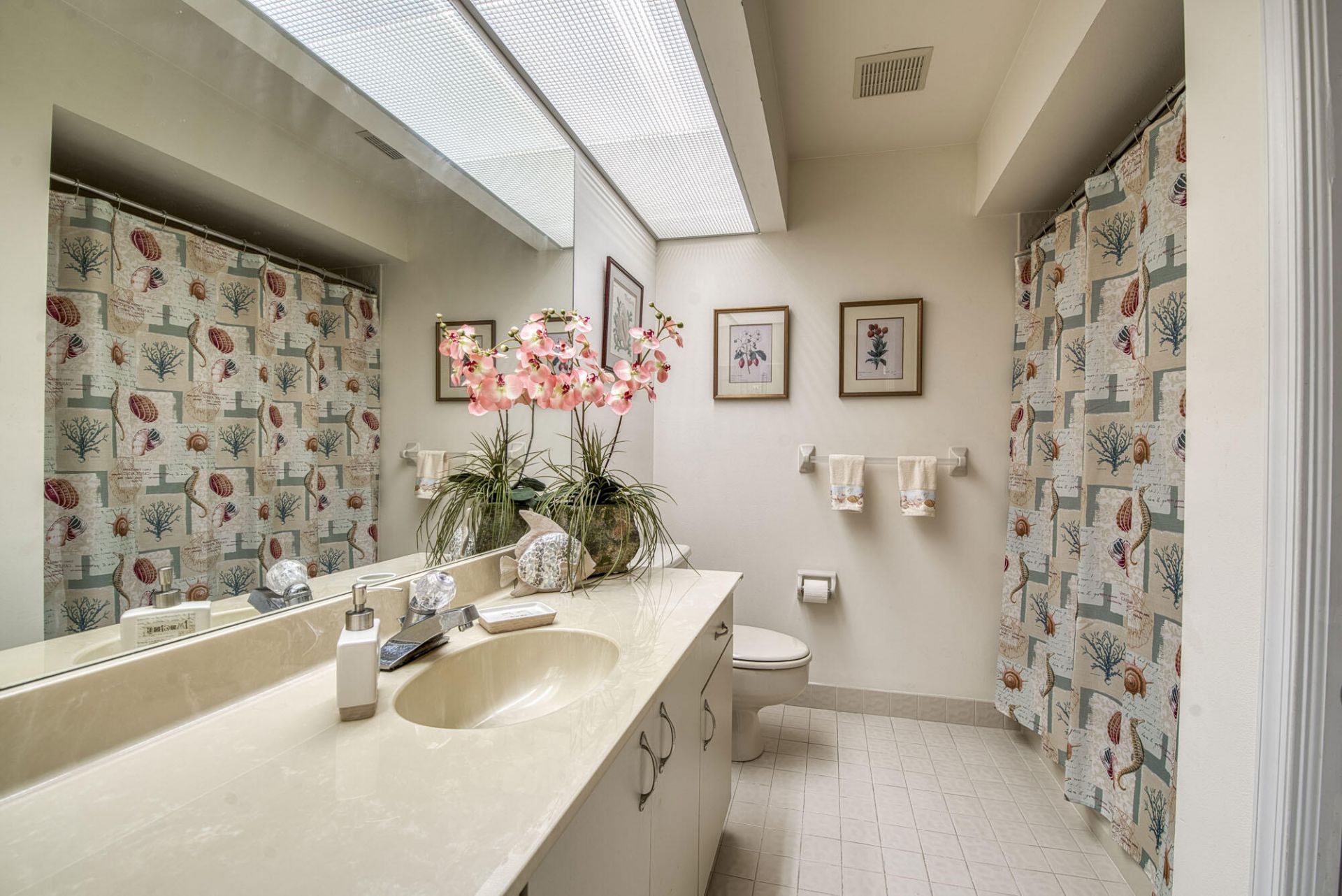 6275 SE Charleston Place, Unit 203, Hobe Sound, FL 33455 Photo