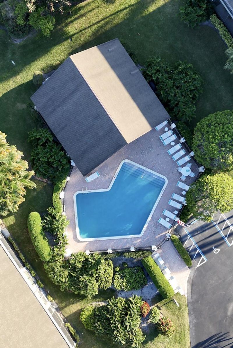 6275 SE Charleston Place, Unit 203, Hobe Sound, FL 33455 Photo