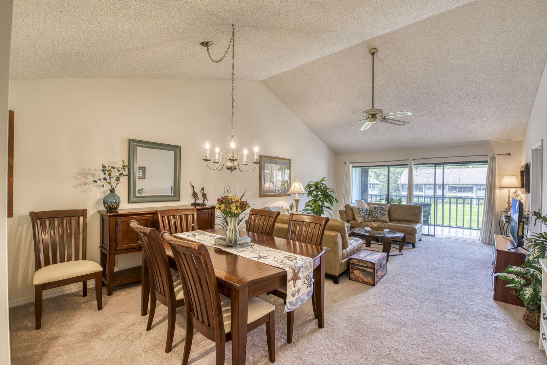 6275 SE Charleston Place, Unit 203, Hobe Sound, FL 33455 Photo