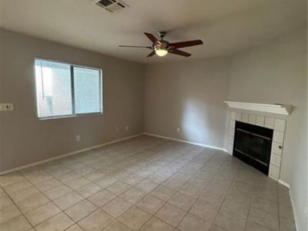 6749 CHARLESTON Boulevard, Unit 3, Las Vegas, NV 89146
