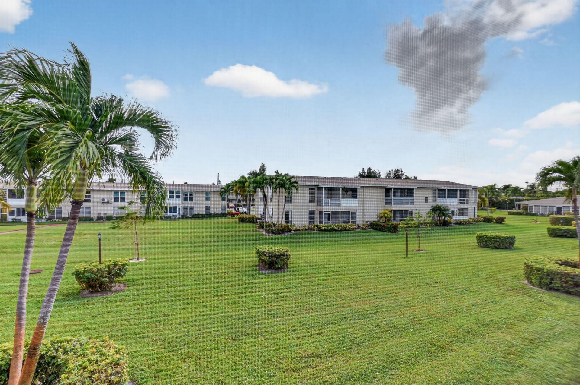 312 NE 17th Avenue, Unit 203, Boynton Beach, FL 33435 Photo