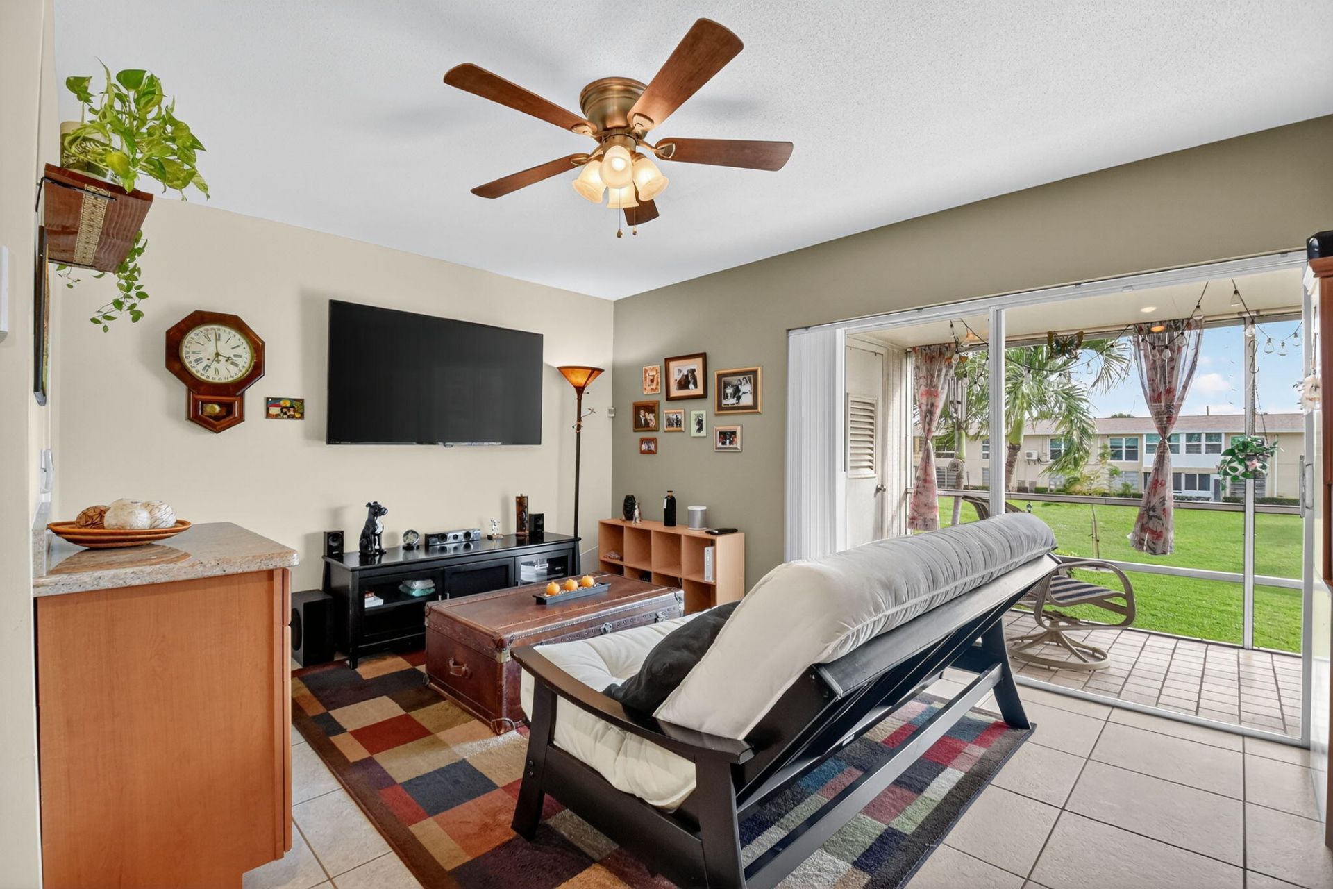 312 NE 17th Avenue, Unit 203, Boynton Beach, FL 33435 Photo