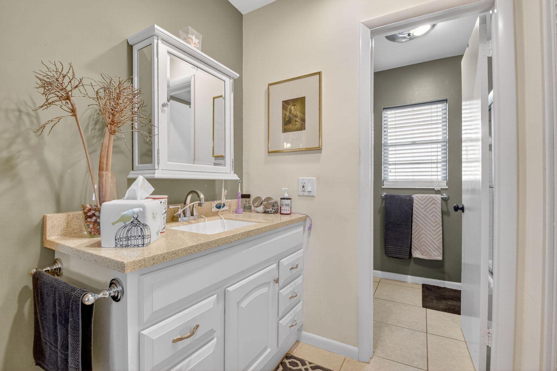 312 NE 17th Avenue, Unit 203, Boynton Beach, FL 33435 Photo