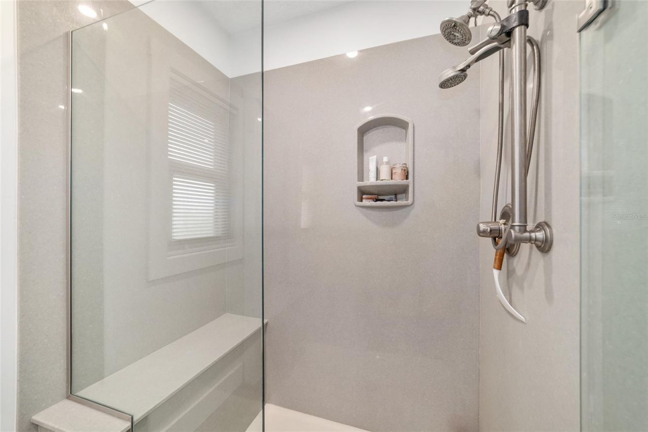 12943 County Road 245e, Oxford, FL 34484 Photo