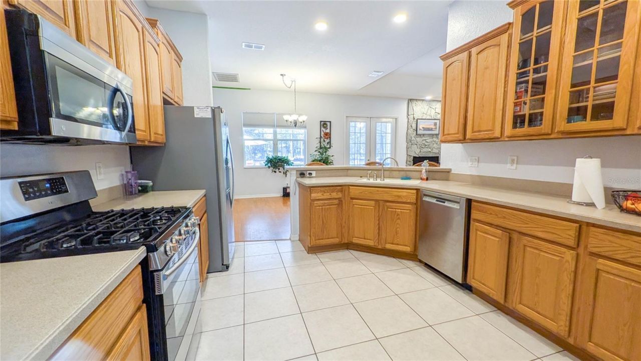 16475 Kids Ave, Weeki Wachee, FL 34614 Photo