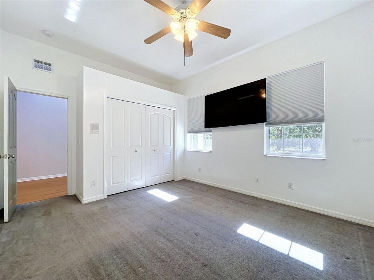 16475 Kids Ave, Weeki Wachee, FL 34614 Photo