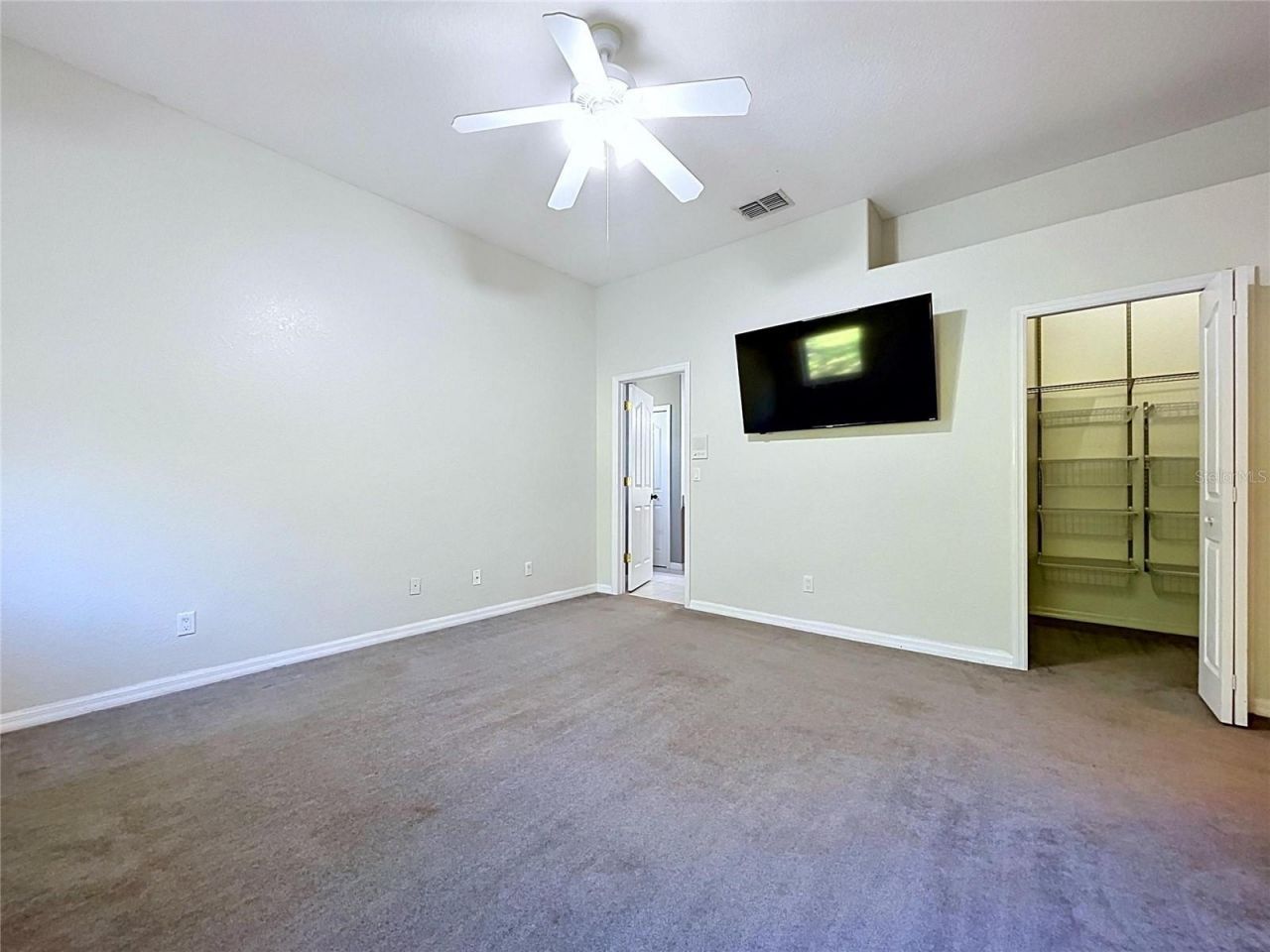 16475 Kids Ave, Weeki Wachee, FL 34614 Photo