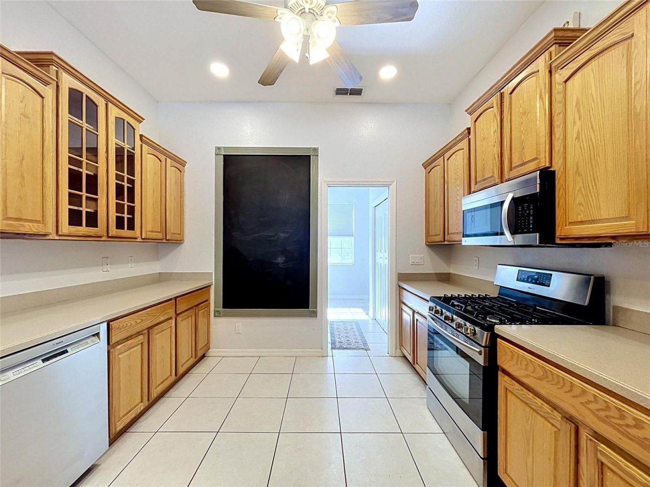 16475 Kids Ave, Weeki Wachee, FL 34614 Photo