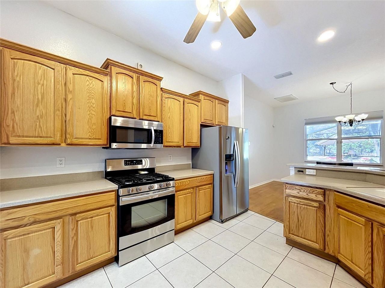 16475 Kids Ave, Weeki Wachee, FL 34614 Photo
