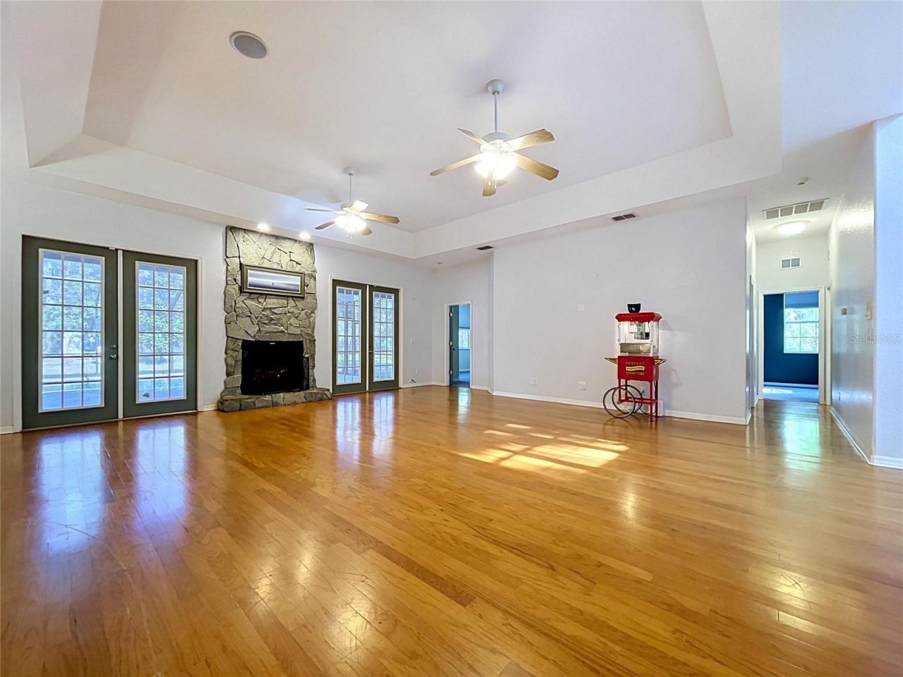 16475 Kids Ave, Weeki Wachee, FL 34614 Photo