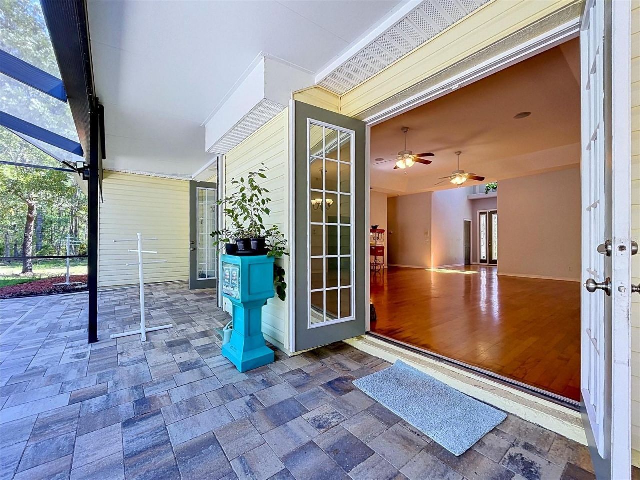 16475 Kids Ave, Weeki Wachee, FL 34614 Photo