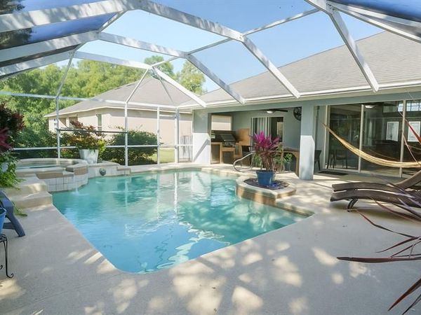 6715 NW Pinson Ct, Port St Lucie, FL 34983