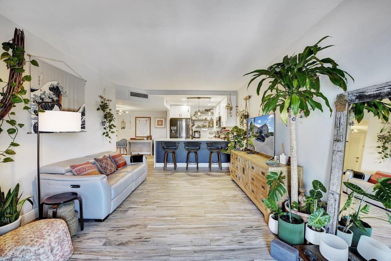 290 W Palmetto Park Road, Unit 411, Boca Raton, FL 33432 Photo