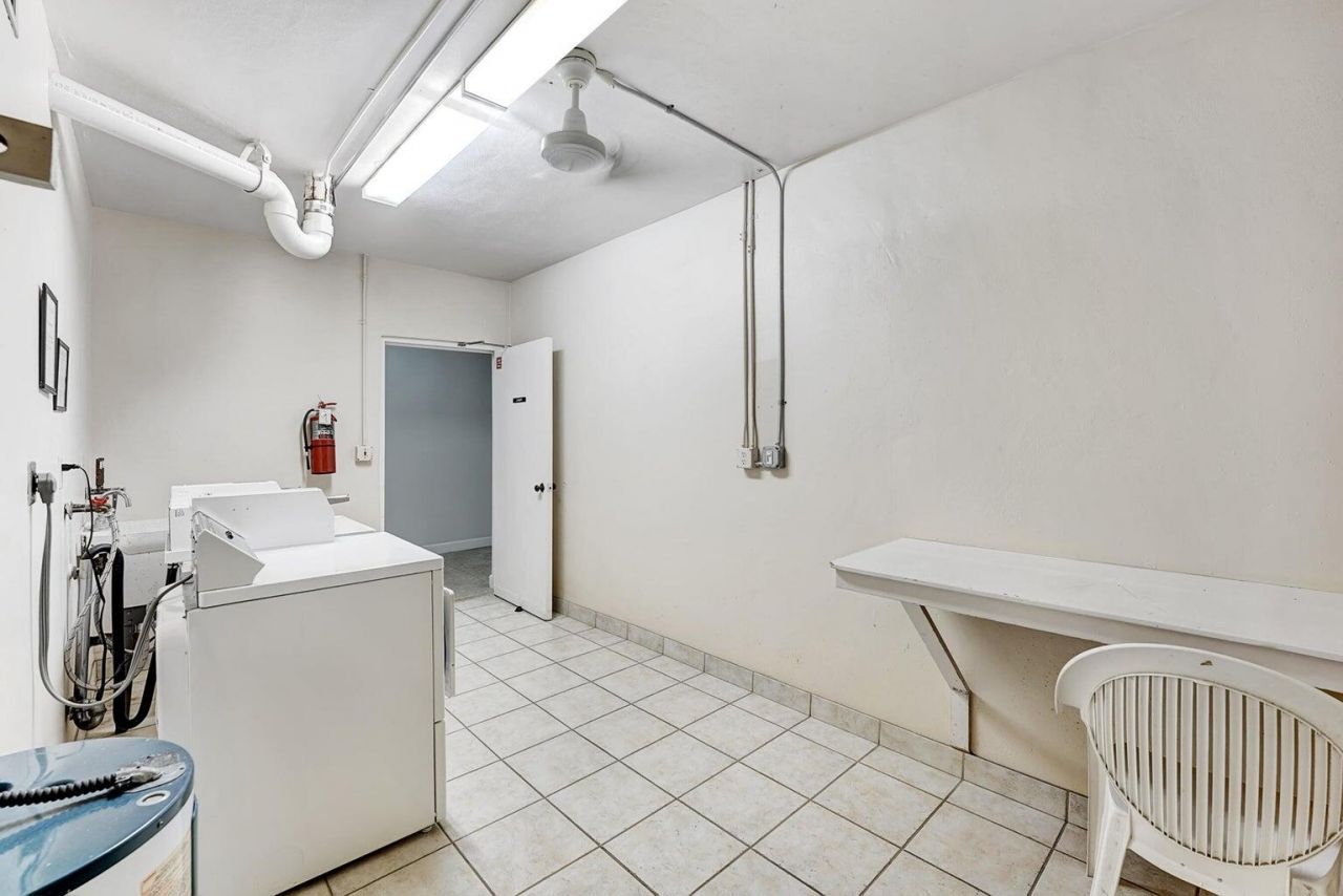 290 W Palmetto Park Road, Unit 411, Boca Raton, FL 33432 Photo