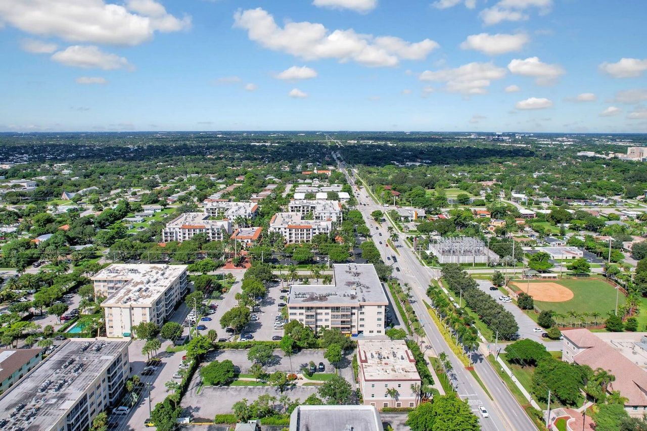 290 W Palmetto Park Road, Unit 411, Boca Raton, FL 33432 Photo