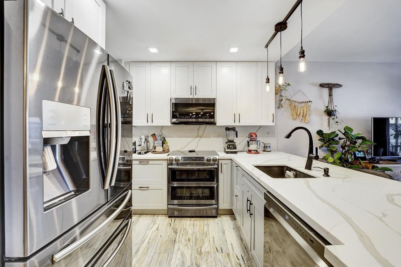 290 W Palmetto Park Road, Unit 411, Boca Raton, FL 33432 Photo