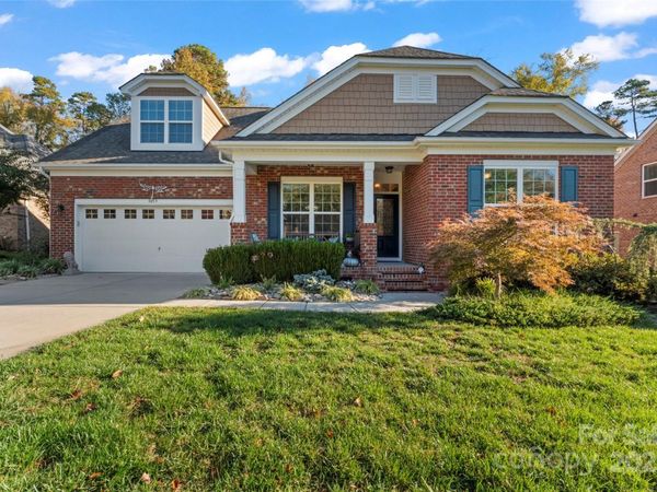 8015 Frances Haven Drive, Harrisburg, NC 28075