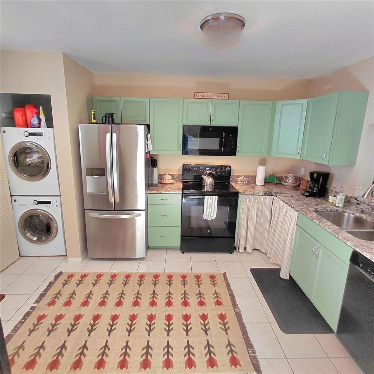 137 Pineneedle Drive, Unit 137, Bradenton, FL 34210 Photo