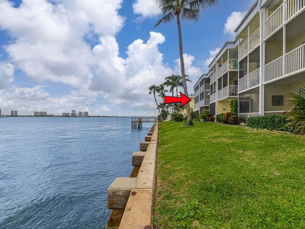 101 Doolen Court, Unit 201, North Palm Beach, FL 33408