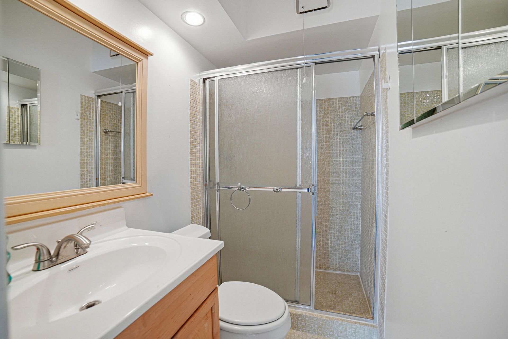 101 Doolen Court, Unit 201, North Palm Beach, FL 33408 Photo