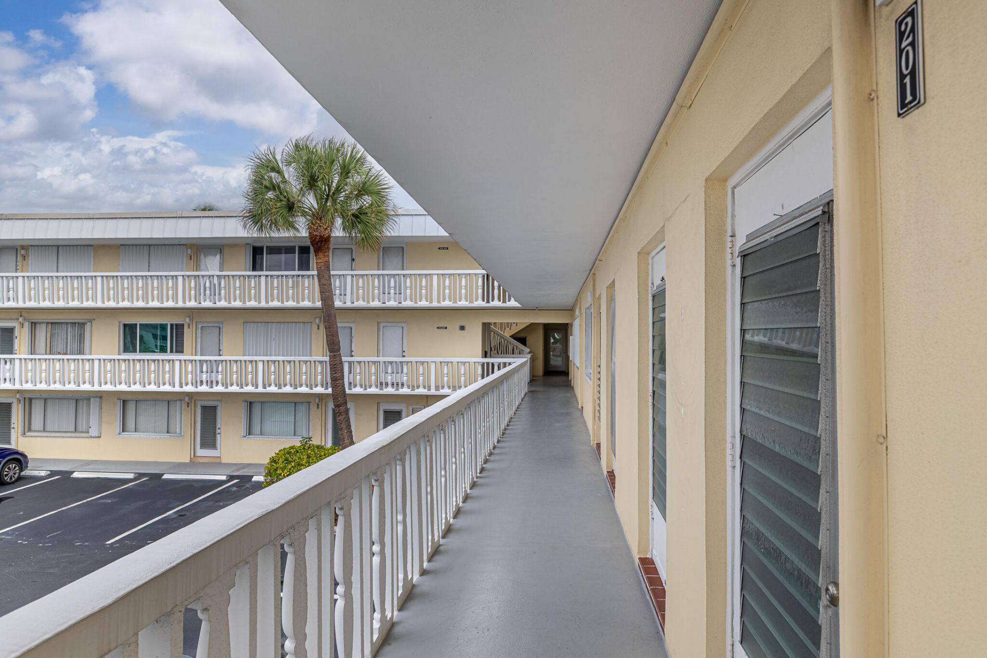 101 Doolen Court, Unit 201, North Palm Beach, FL 33408 Photo