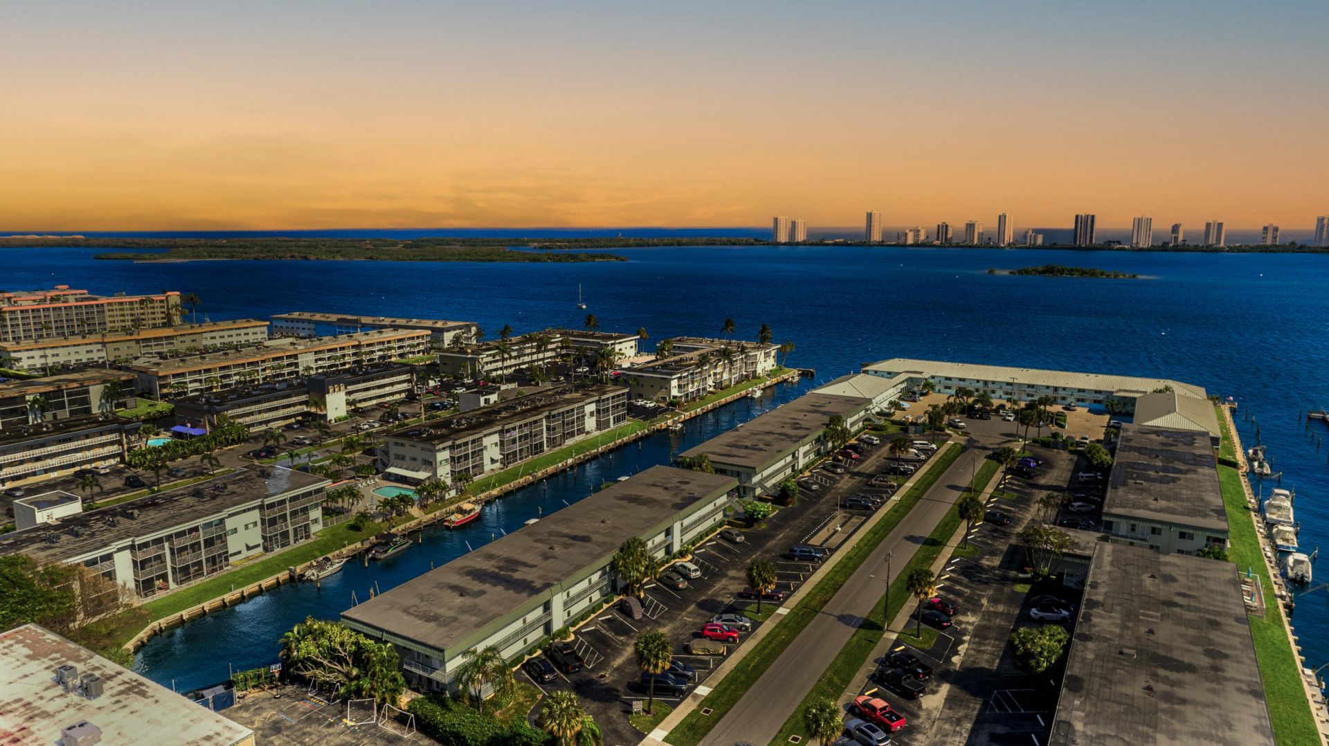 101 Doolen Court, Unit 201, North Palm Beach, FL 33408 Photo