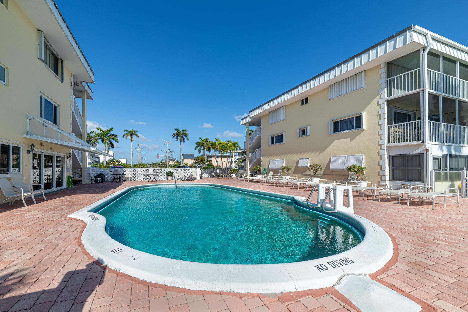 101 Doolen Court, Unit 201, North Palm Beach, FL 33408 Photo