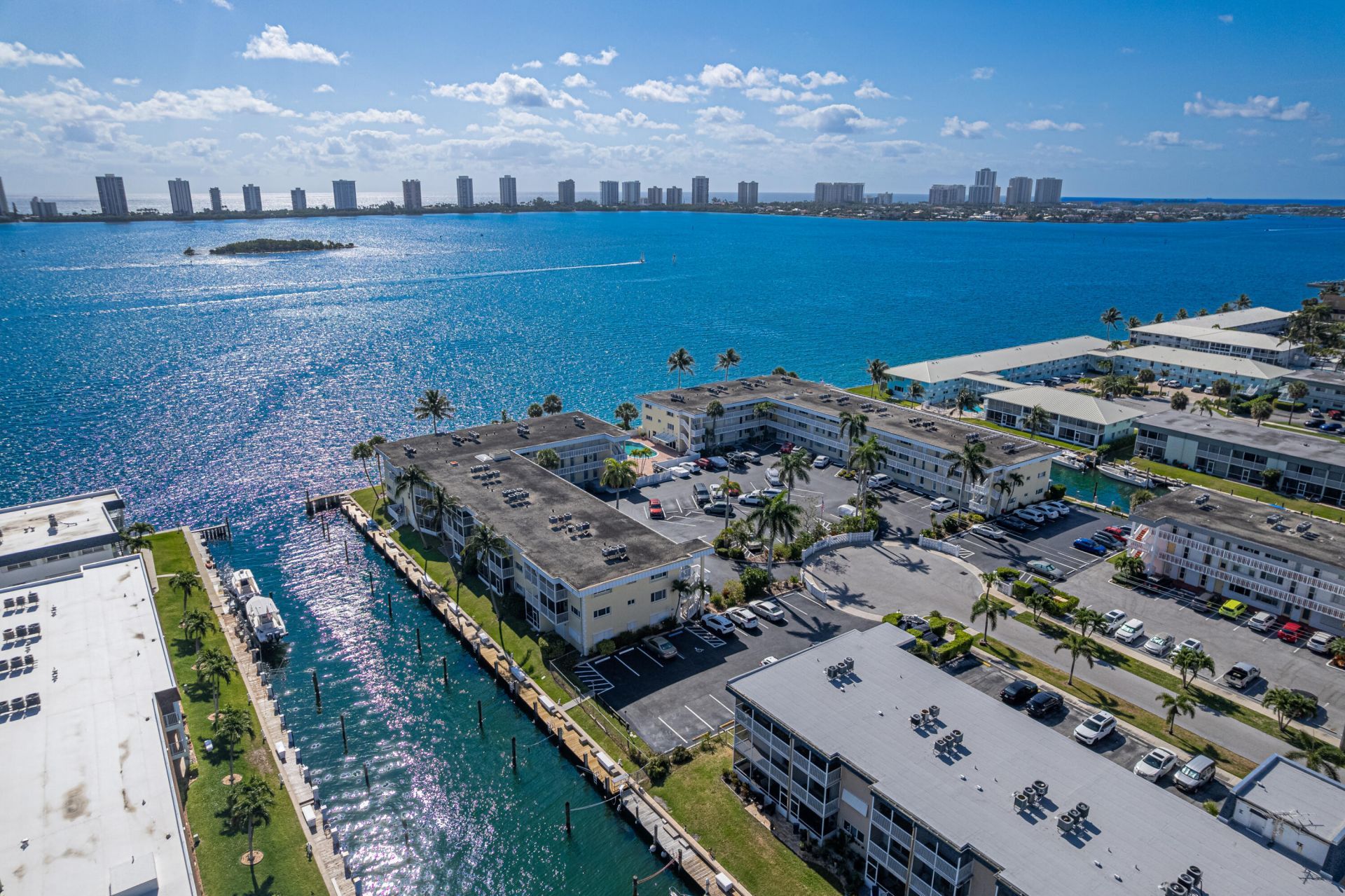 101 Doolen Court, Unit 201, North Palm Beach, FL 33408 Photo