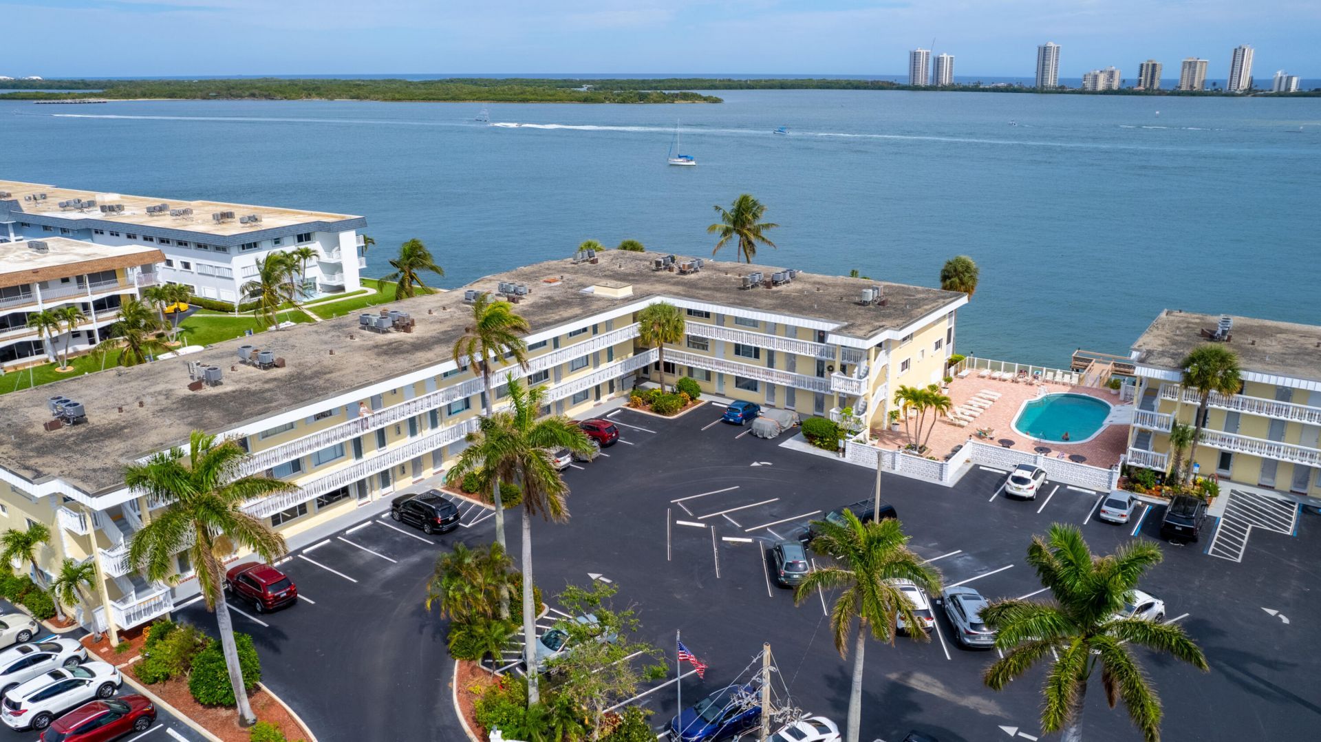 101 Doolen Court, Unit 201, North Palm Beach, FL 33408 Photo