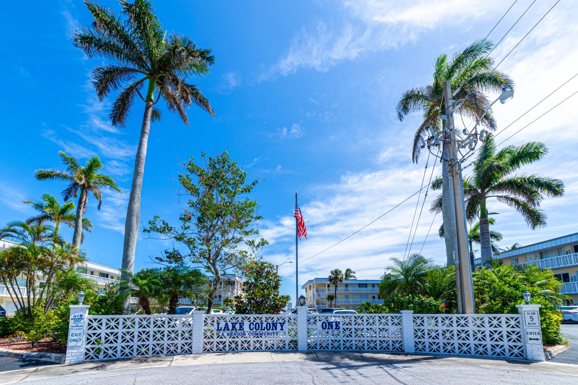 101 Doolen Court, Unit 201, North Palm Beach, FL 33408 Photo