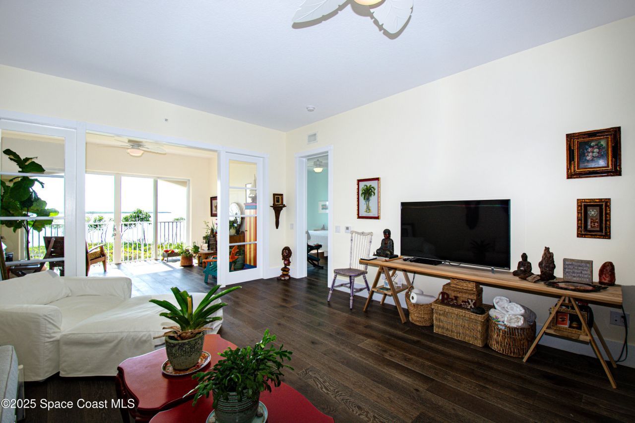 22 Harbour Isle Drive W, Unit 204, Fort Pierce, FL 34949 Photo