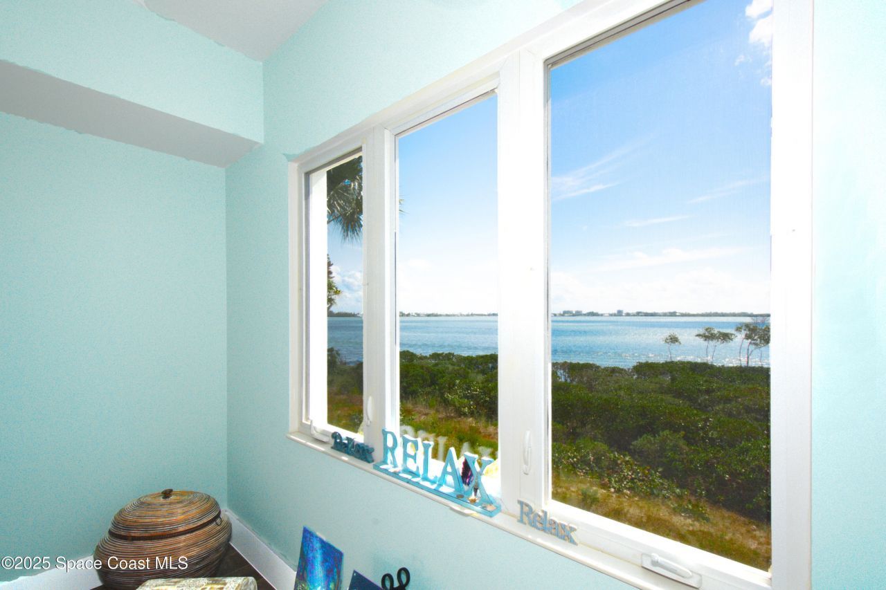 22 Harbour Isle Drive W, Unit 204, Fort Pierce, FL 34949 Photo