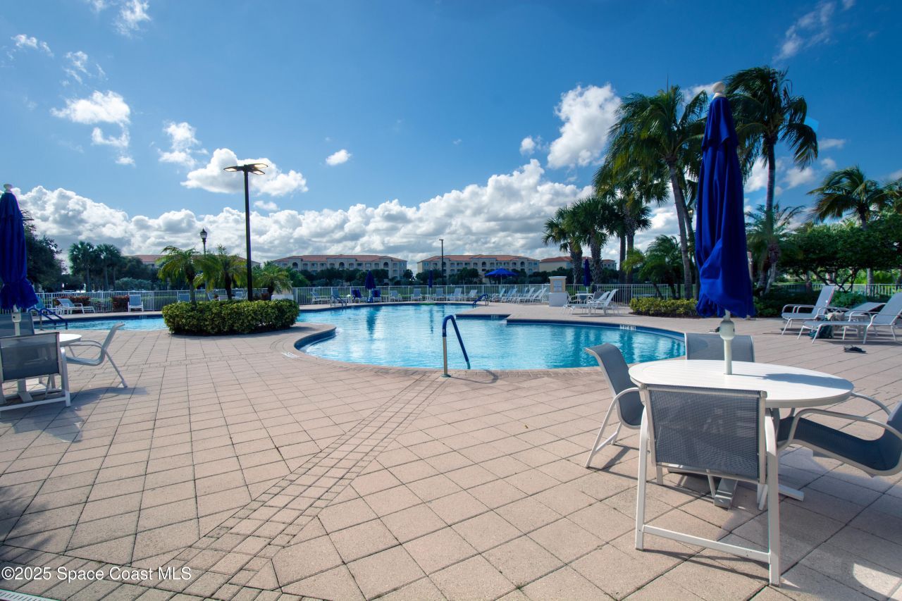 22 Harbour Isle Drive W, Unit 204, Fort Pierce, FL 34949 Photo