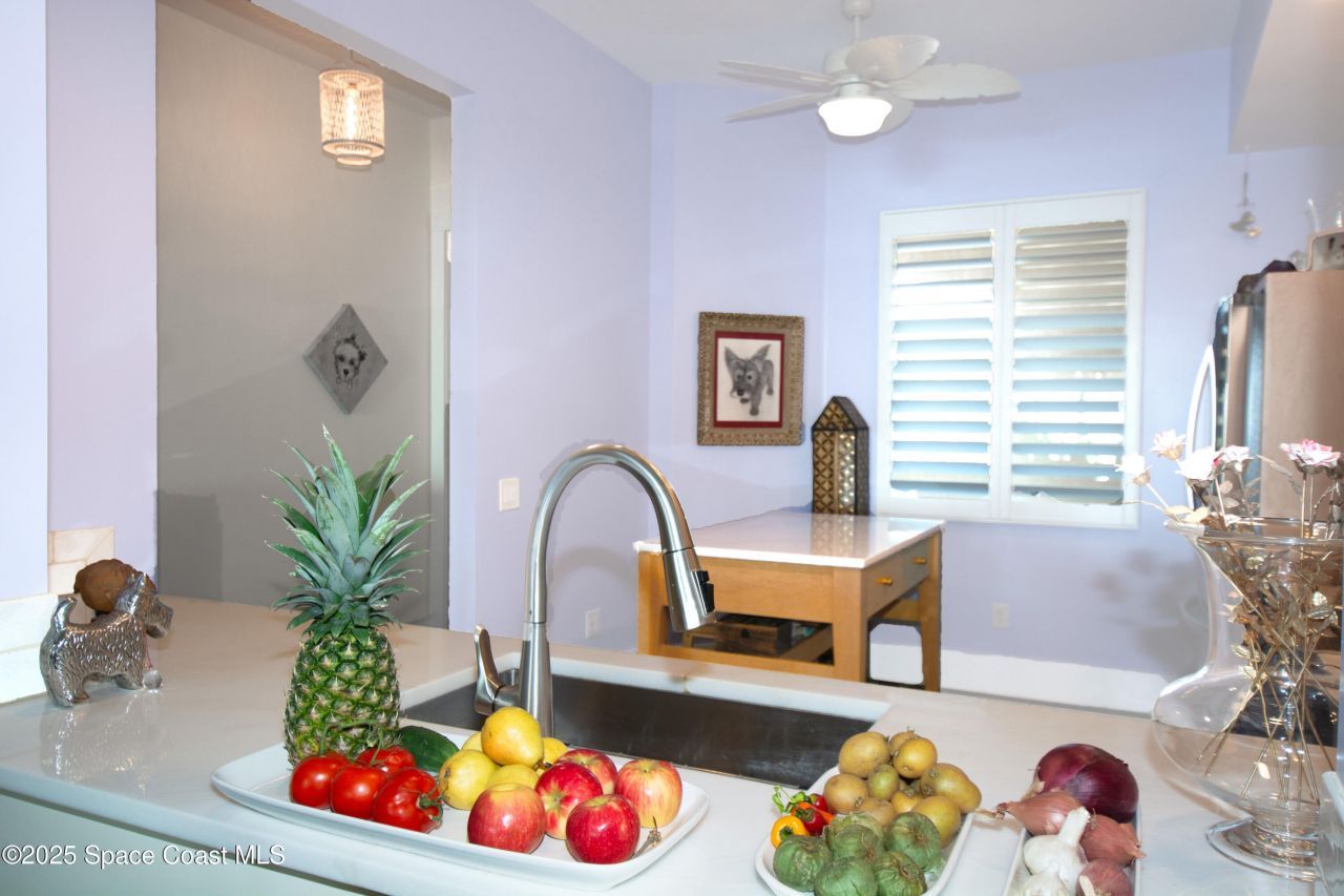 22 Harbour Isle Drive W, Unit 204, Fort Pierce, FL 34949 Photo