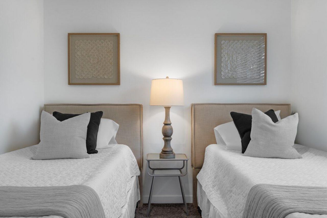 4250 Lakewood Road, Unit 101, Palm Springs, FL 33461 Photo