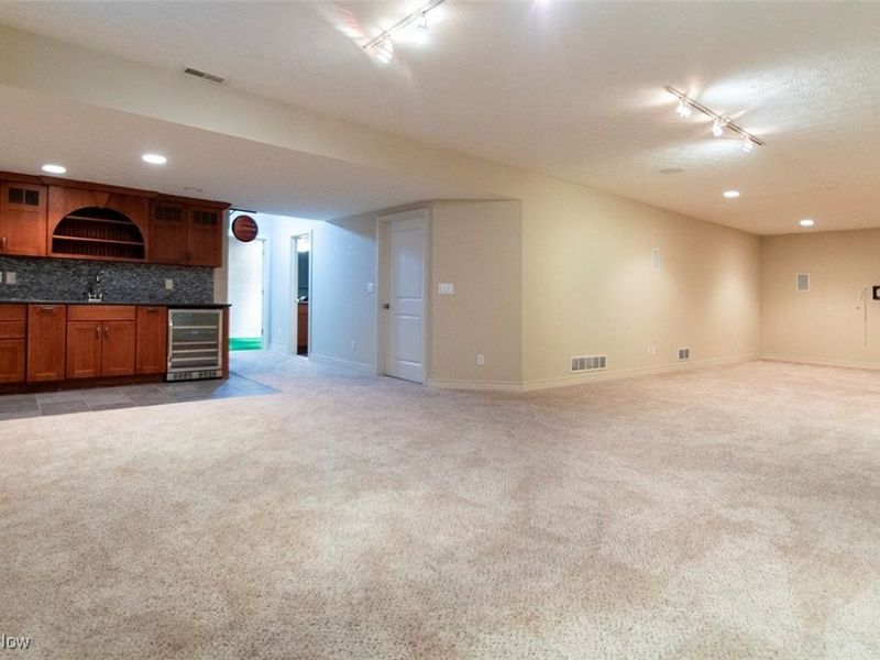 6047 Meadow Lake Drive, Medina, OH 44256 Photo 32