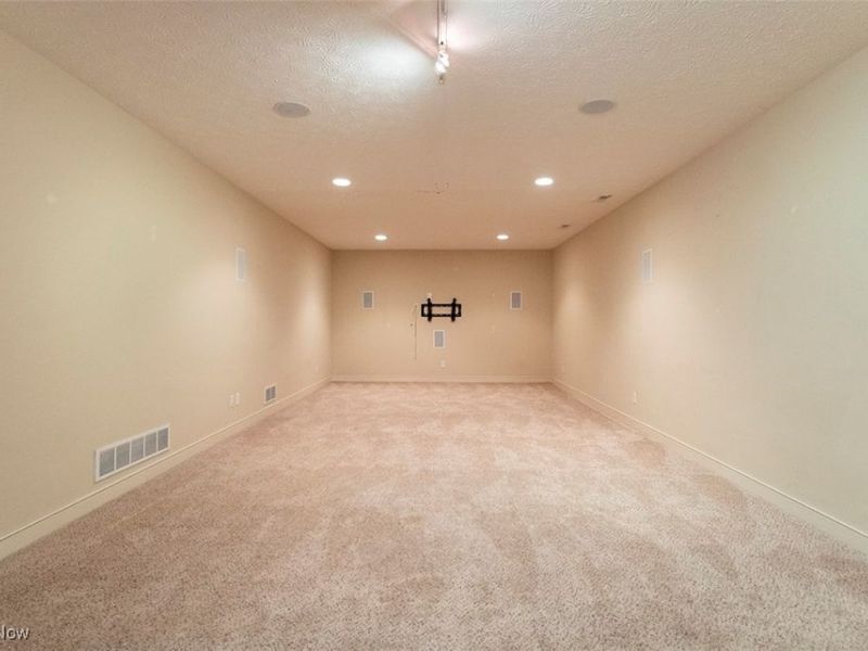 6047 Meadow Lake Drive, Medina, OH 44256 Photo 34