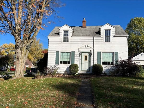 96 Aylesboro Avenue, Boardman, OH 44512