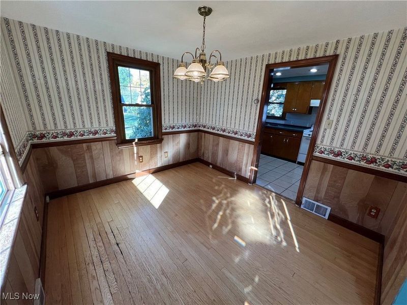 96 Aylesboro Avenue, Boardman, OH 44512 Photo 12