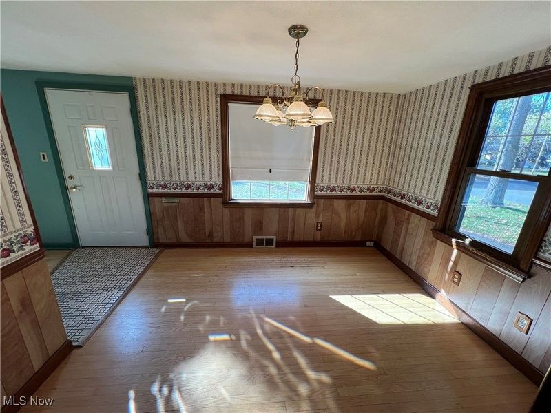 96 Aylesboro Avenue, Boardman, OH 44512 Photo 13