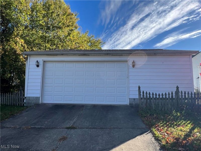 96 Aylesboro Avenue, Boardman, OH 44512 Photo 4