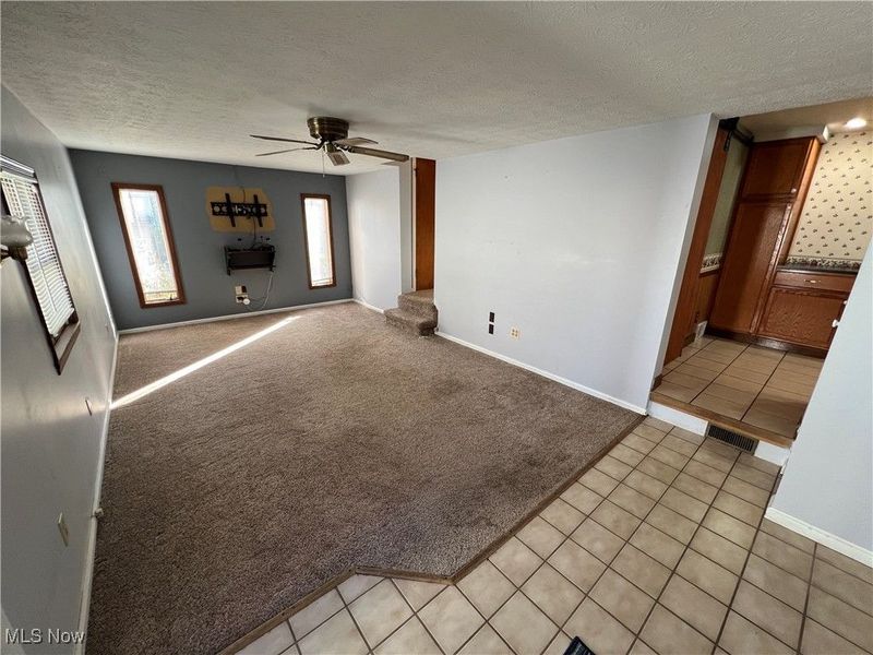 96 Aylesboro Avenue, Boardman, OH 44512 Photo 8