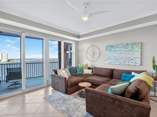 2743 1st ST, Unit 701, FORT MYERS, FL 33916