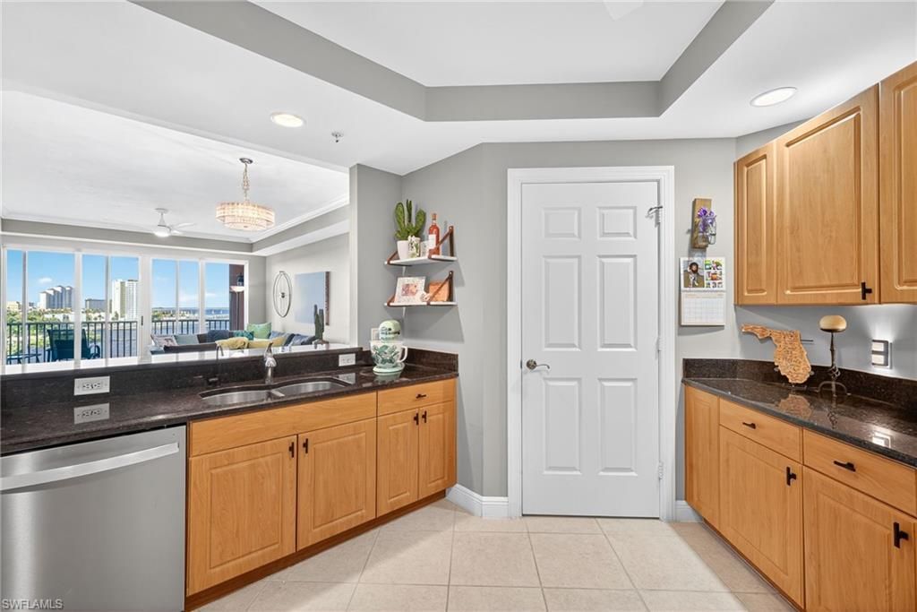 2743 1st St, Unit 701, Fort Myers, FL 33916 Photo